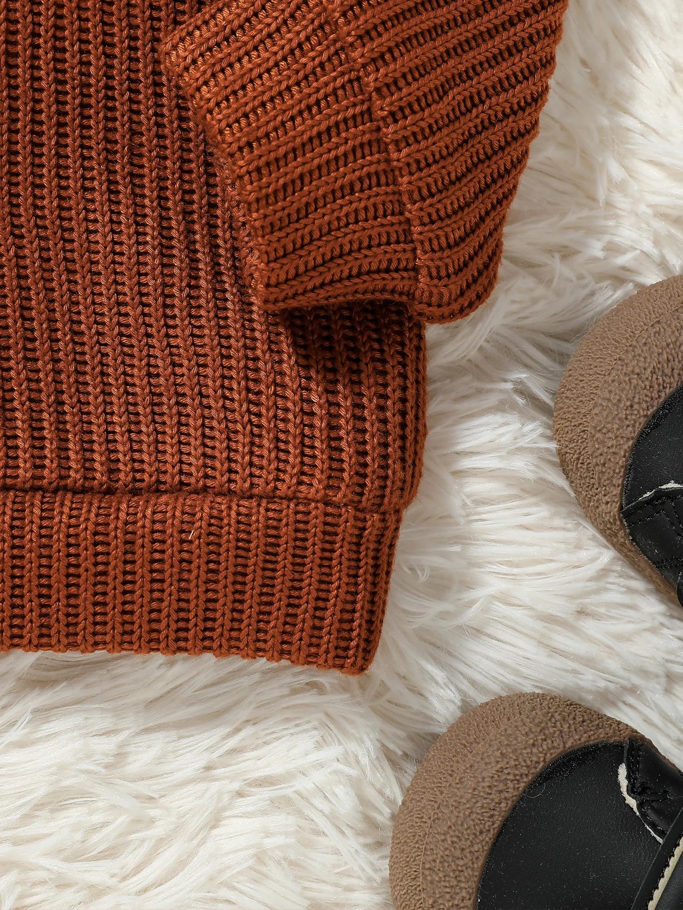 RustyHug Sweater